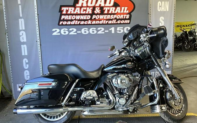 2011 Harley-Davidson® FLHTCU - Ultra Classic® Electra Glide®