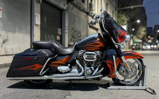 2015 Harley-Davidson Street Glide CVO