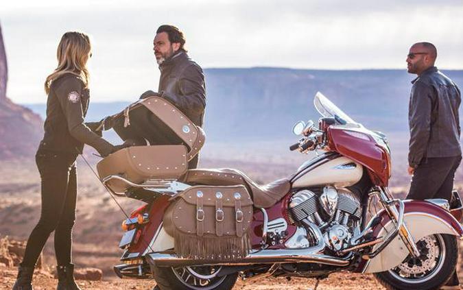 2017 ROADMASTER, WILLOW GREEN/CREAM, 49ST - Indian Motorcycle