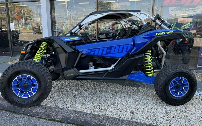 2020 Can-Am® MAVERICK X RS TURBO RR