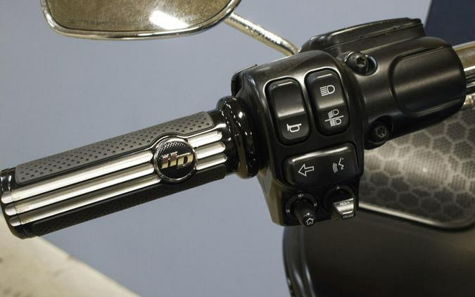 2016 Harley-Davidson® FLTRX - Road Glide®