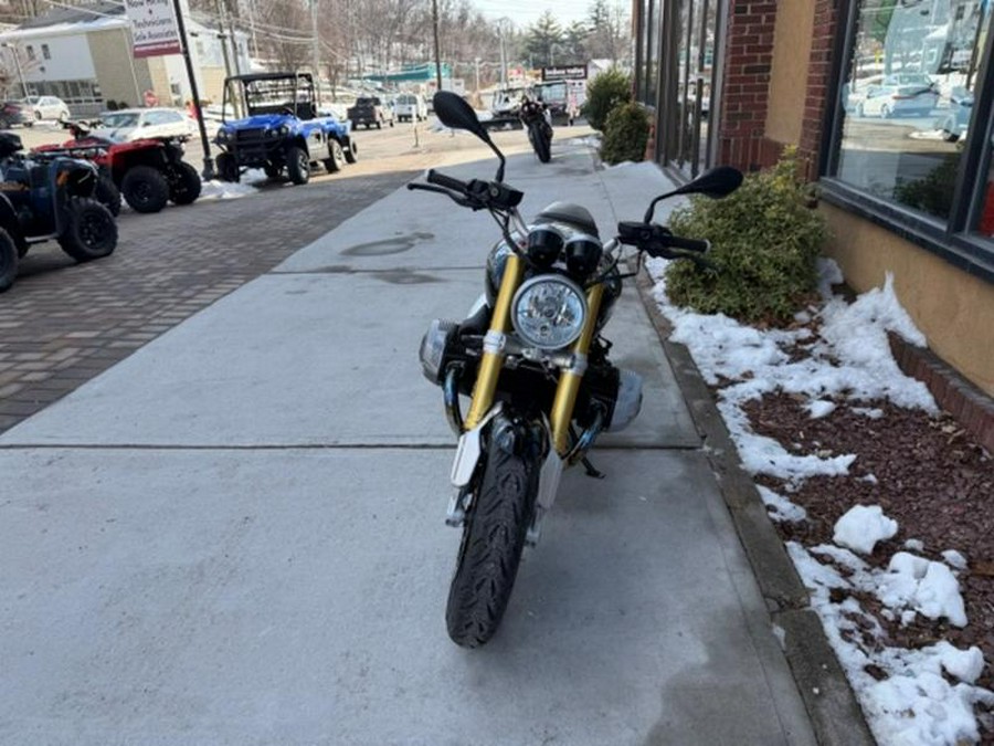 2019 BMW R nineT Black Storm Metallic