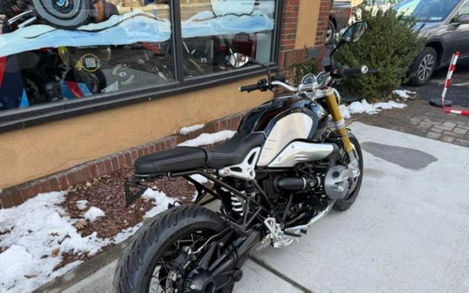 2019 BMW R nineT Black Storm Metallic