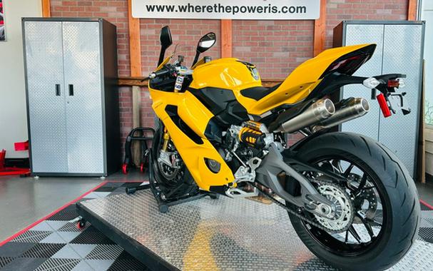 2026 Ducati PANIGALE V2S V2 S