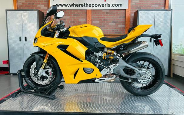 2026 Ducati PANIGALE V2S V2 S