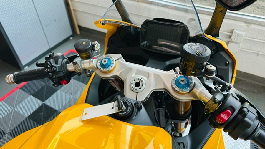 2026 Ducati PANIGALE V2S V2 S