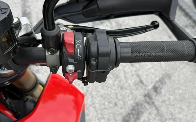 2025 Ducati HYPERMOTARD 950 SP