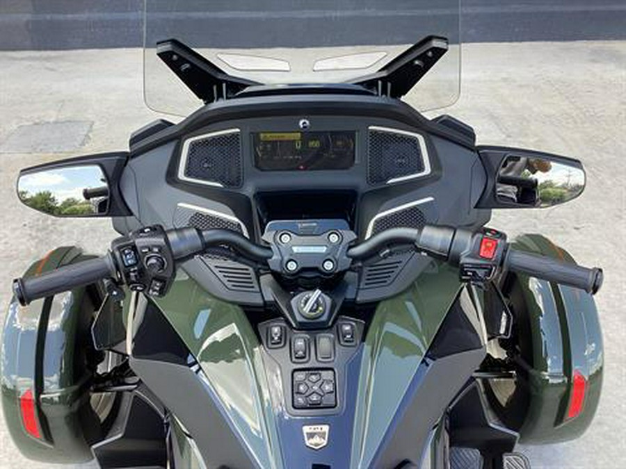 2023 Can-Am Spyder RT Sea-to-Sky