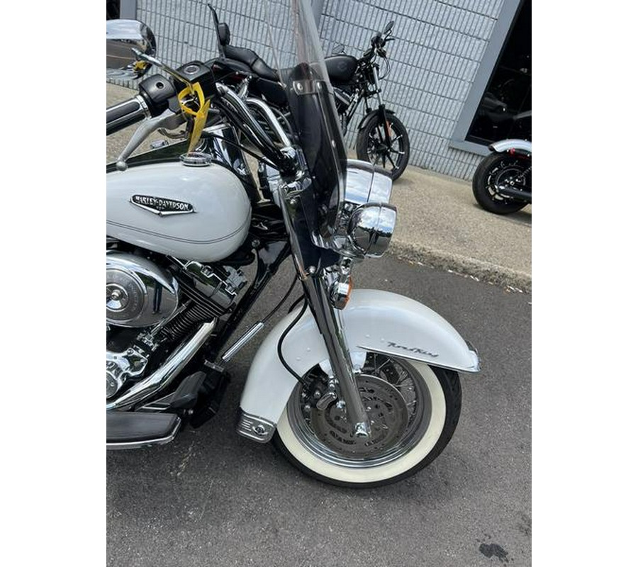 2004 Harley-Davidson® FLHRCI - Road King® Classic