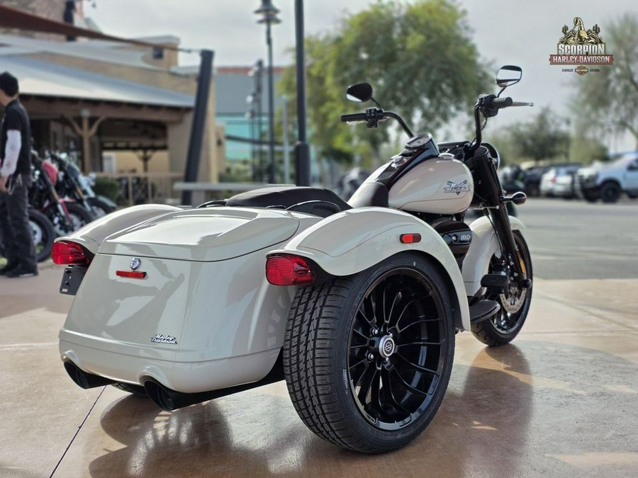 2023 Harley-Davidson® FLRT - Freewheeler®