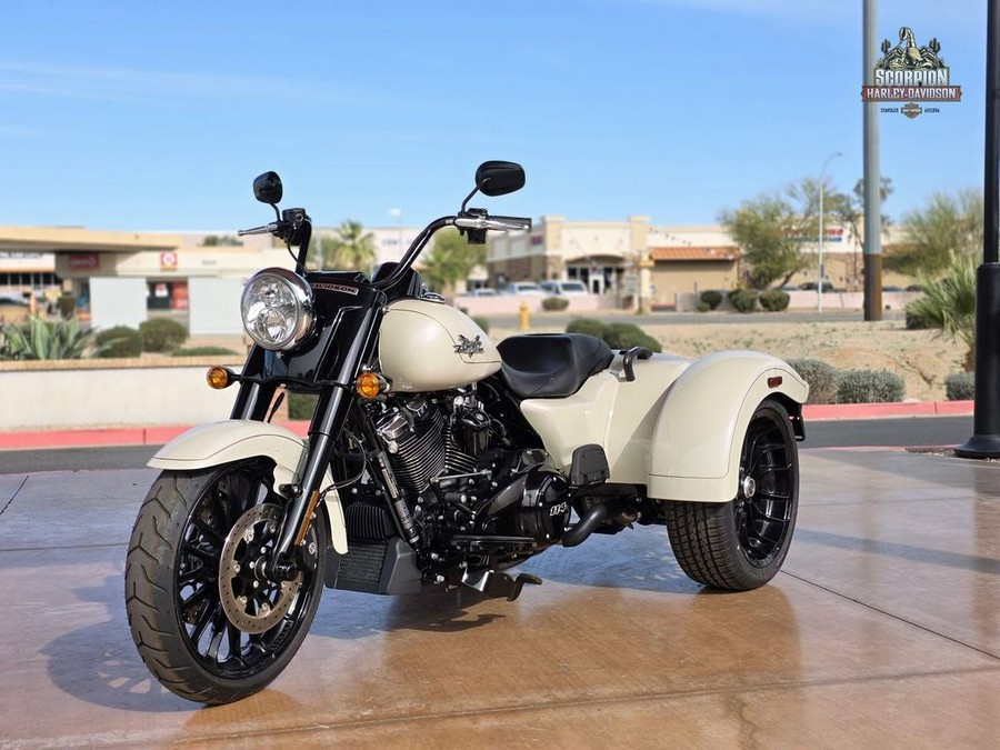 2023 Harley-Davidson® FLRT - Freewheeler®