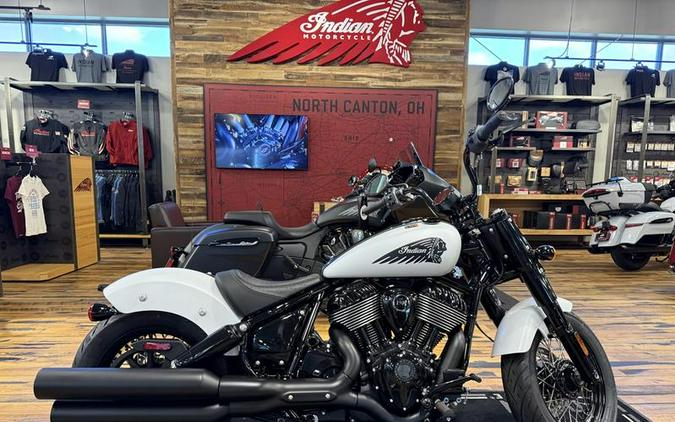 2026 Indian Motorcycle® Chief® Bobber Dark Horse® Ghost White Metallic Smoke