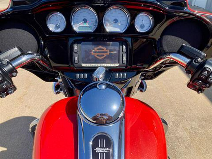 2017 Harley-Davidson Street Glide® Special