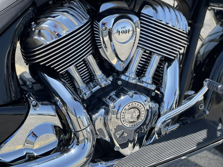 2023 Indian Motorcycle® Chieftain® Limited Black Metallic