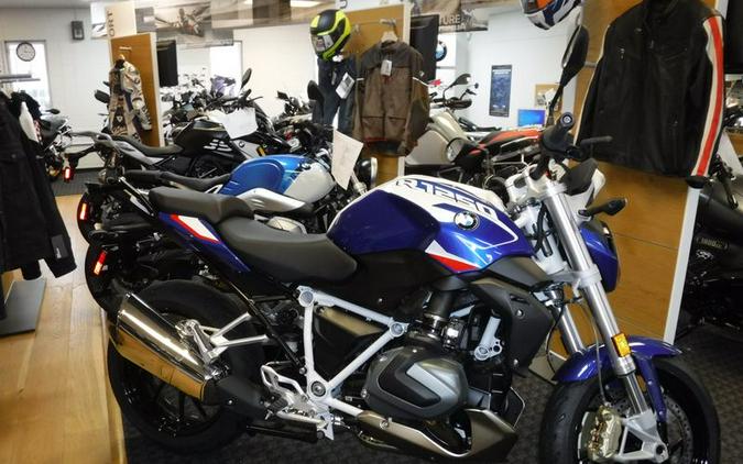 New 2023 BMW R1250 R Motorcycle in Kansas City, MO