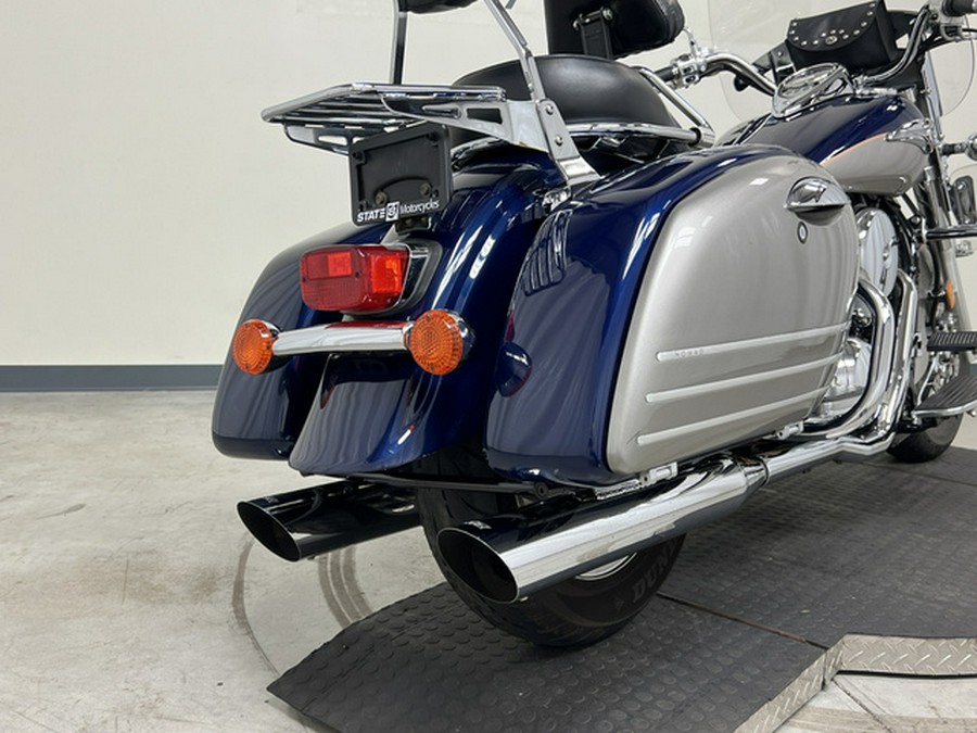 2004 Kawasaki Vulcan 1500 Nomad VN1500