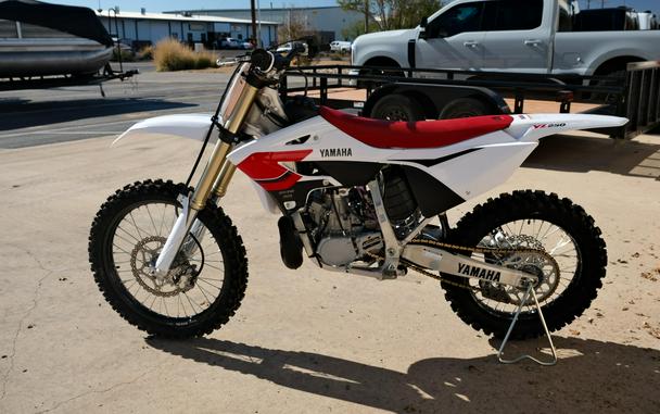 2026 YAMAHA YZ250 70TH ANNIVERSARY EDITION