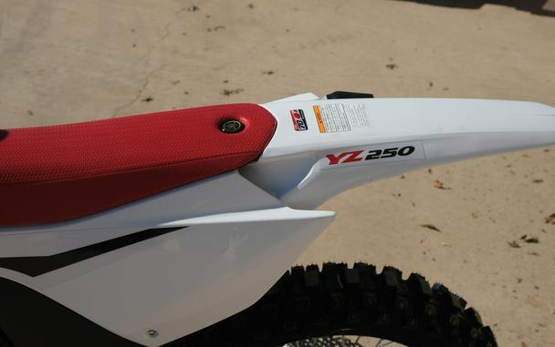 2026 YAMAHA YZ250 70TH ANNIVERSARY EDITION