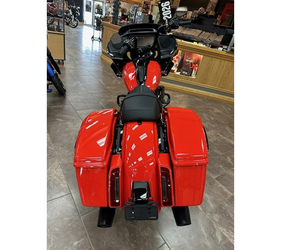 2026 Harley-Davidson® Road Glide® Blood Orange Black Trim