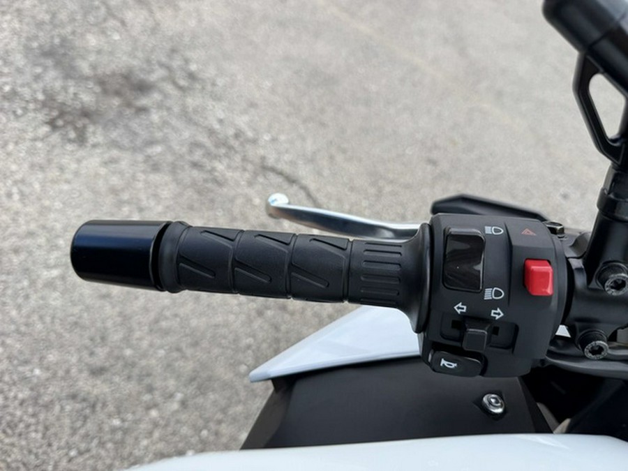 2026 Kawasaki Z500 SE ABS