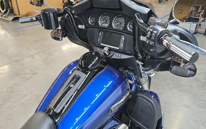 FLHTCUTG 2017 Tri Glide® Ultra