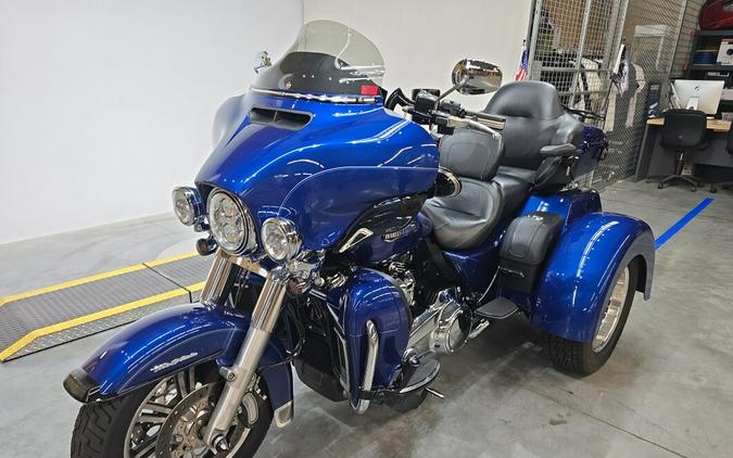FLHTCUTG 2017 Tri Glide® Ultra