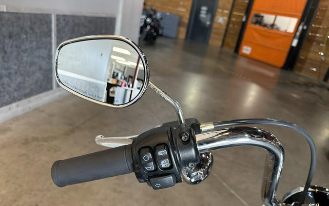 FXST 2024 Softail™ Standard