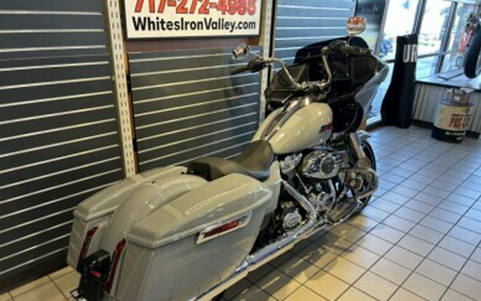 2026 H-D Road Glide® Solo 117ci