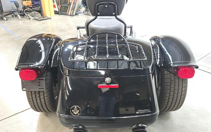 FLTRT 2025 Road Glide® 3