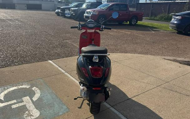 2023 Vespa Primavera 50 Disney Mickey Mouse Edition