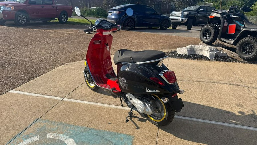 2023 Vespa Primavera 50 Disney Mickey Mouse Edition