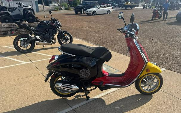 2023 Vespa Primavera 50 Disney Mickey Mouse Edition