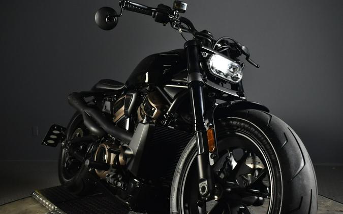 2021 Harley-Davidson Sportster S Vivid Black
