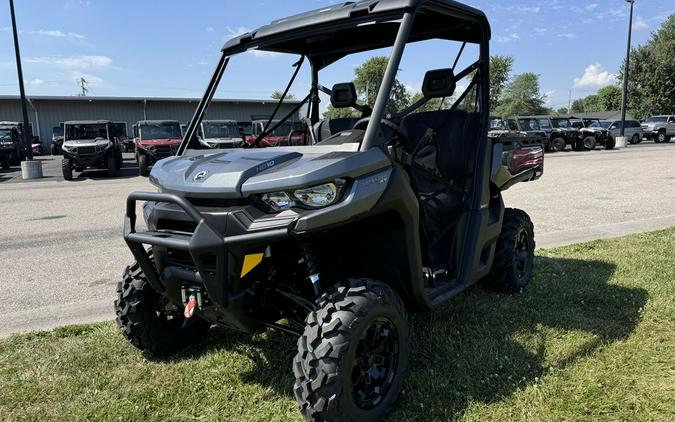 2024 Can-Am® Defender XT HD10