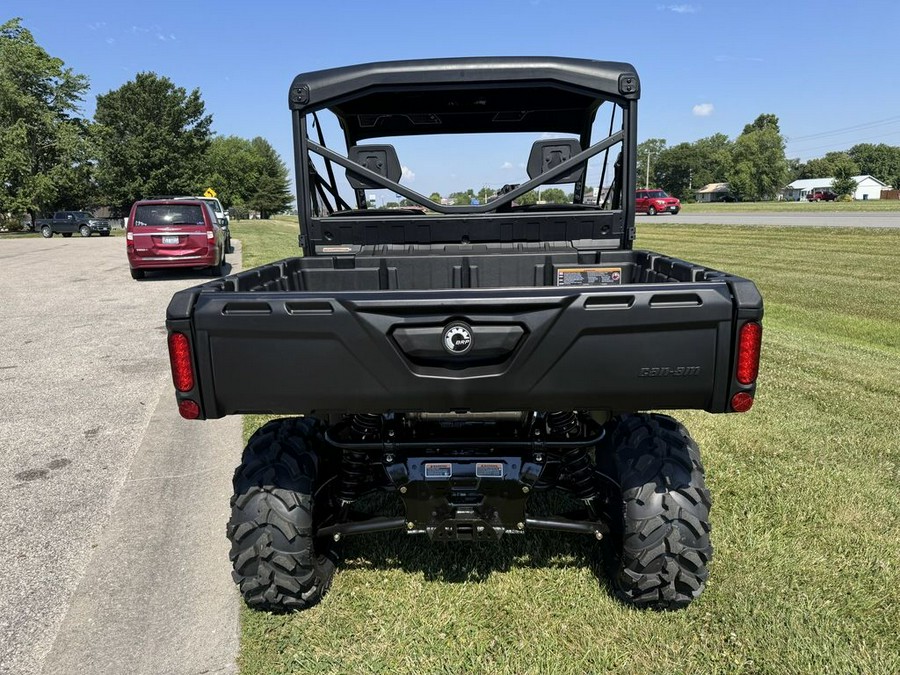 2024 Can-Am® Defender XT HD10