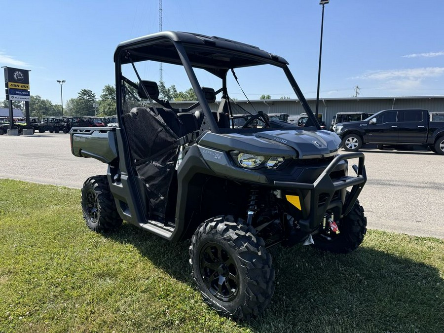 2024 Can-Am® Defender XT HD10