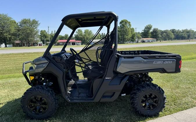 2024 Can-Am® Defender XT HD10