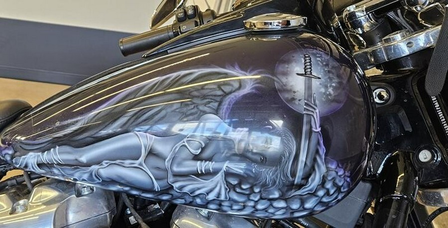 FLSL 2019 Softail Slim