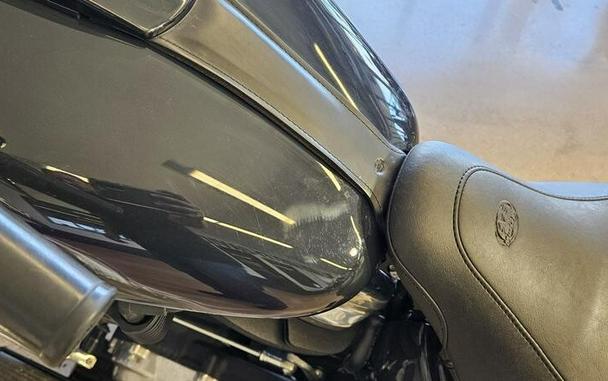 FLSL 2019 Softail Slim