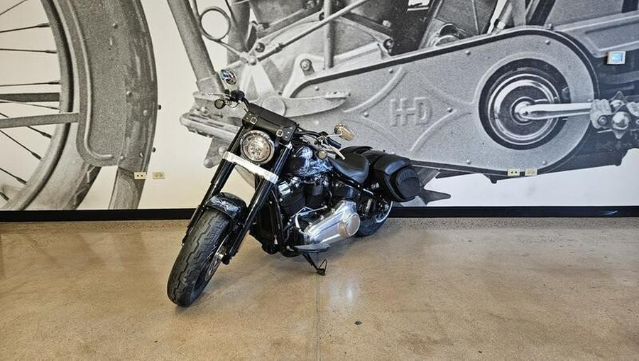 FLSL 2019 Softail Slim