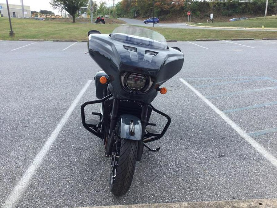 2025 Indian Motorcycle® Chieftain® PowerPlus Dark Horse® 112 Blue Dusk