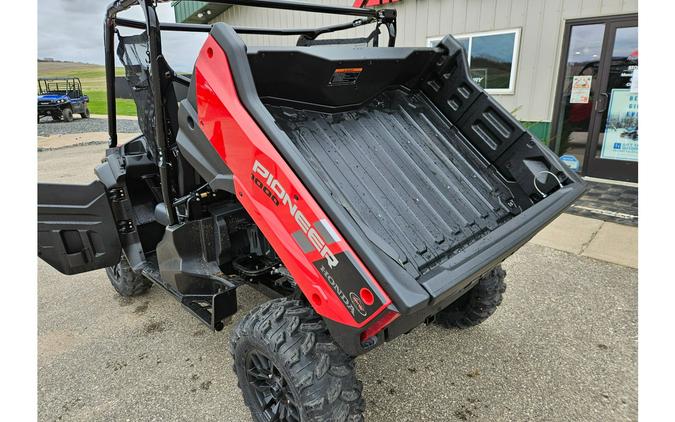 2025 Honda Pioneer 1000 Deluxe