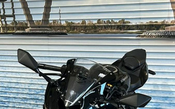 2025 Kawasaki NINJA ZX-4R ABS