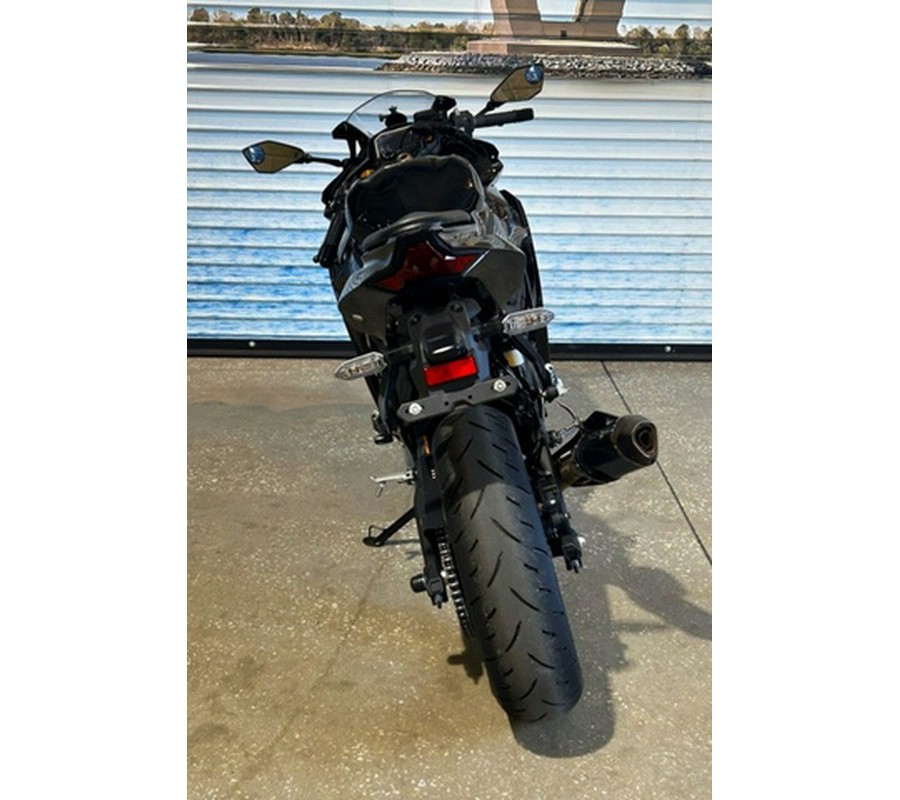 2025 Kawasaki NINJA ZX-4R ABS