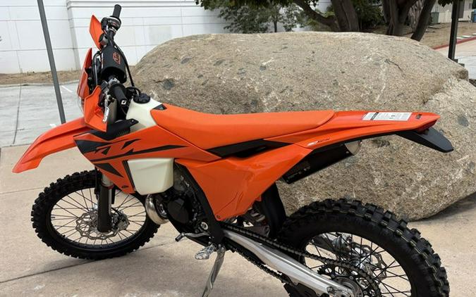 2025 KTM XC 150 W