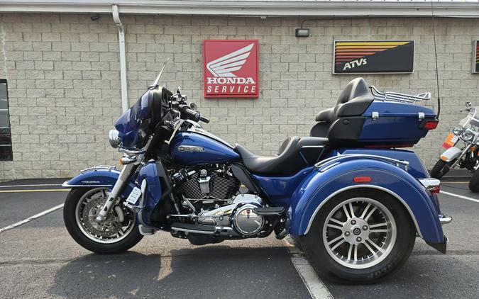 2017 Harley-Davidson Tri Glide® Ultra