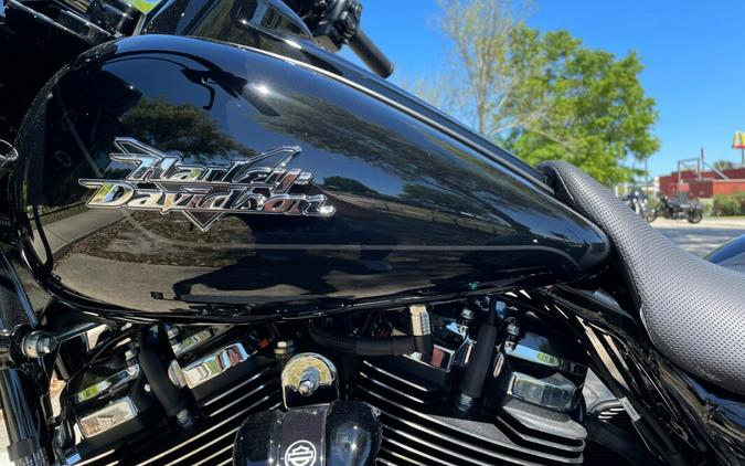 FLTRT 2024 Road Glide® 3