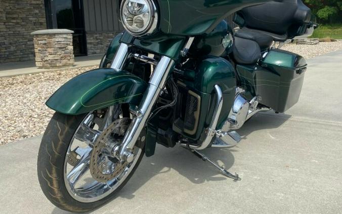 2015 Harley-Davidson Street Glide Special Deep Jade Pearl