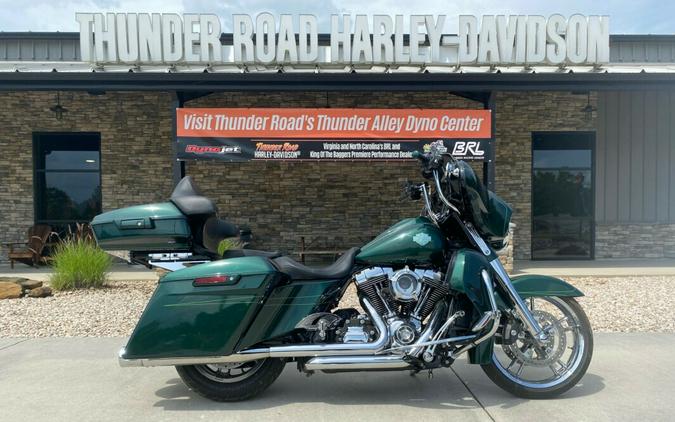 2015 Harley-Davidson Street Glide Special Deep Jade Pearl