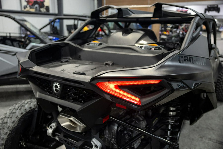 2025 Can-Am Maverick R MAX X rs With SMART-SHOX